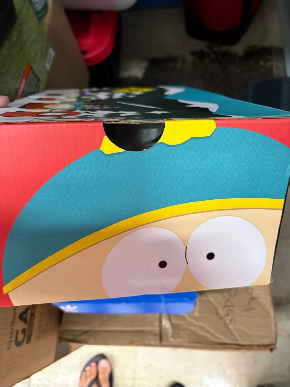 Brand new in box LIMITED EDITION. South Park crocs men's. 10 ladies 12 RUNS BIG